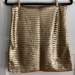 Sequin high-waisted gold skirt